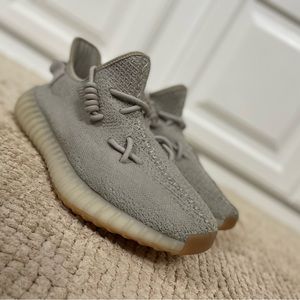 Yeezy Boost 350 v2 Sesame